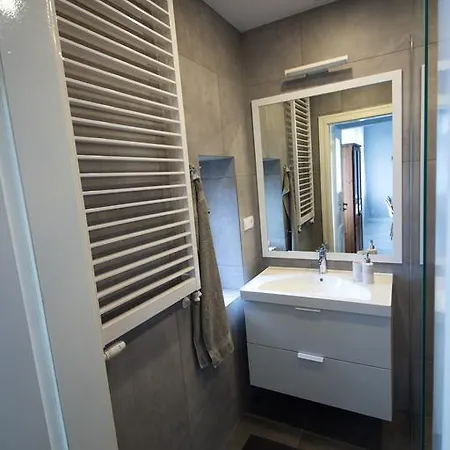 Paderewskiego 11 * Svinoústí